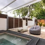 펜션 Rafia Loft - Heated Pool & Billiard I