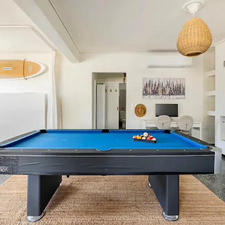 Rafia Loft Loutraki, Garden & Pool Table - לוטראקי