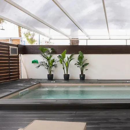 Rafia Loft - Heated Pool & Billiard I * 루트라키