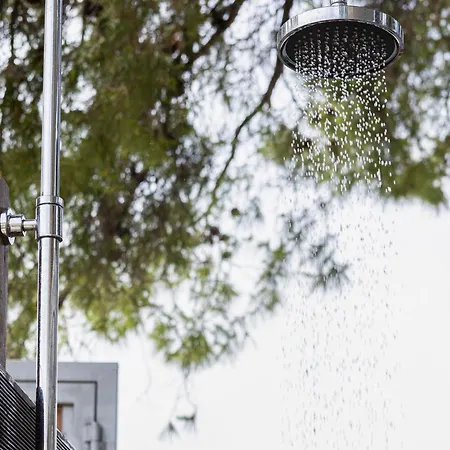 Rafia Loft - Heated Pool & Billiard I 路特奇