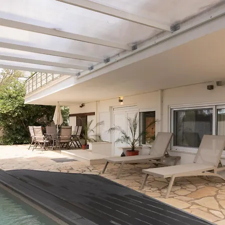 Rafia Loft - Heated Pool & Billiard I * 루트라키