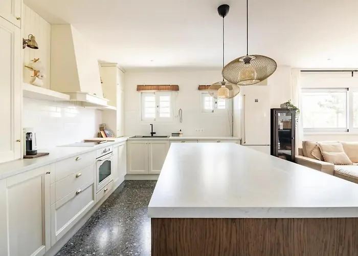 Rafia Loft - Heated Pool & Billiard I * Loutraki (Corinthia)