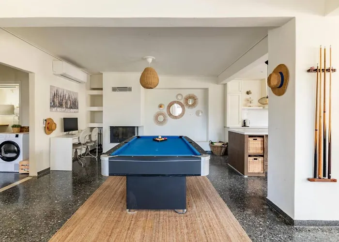 Rafia Loft - Heated Pool & Billiard I *