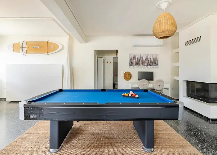 Rafia Loft - Heated Pool & Billiard I Loutráki