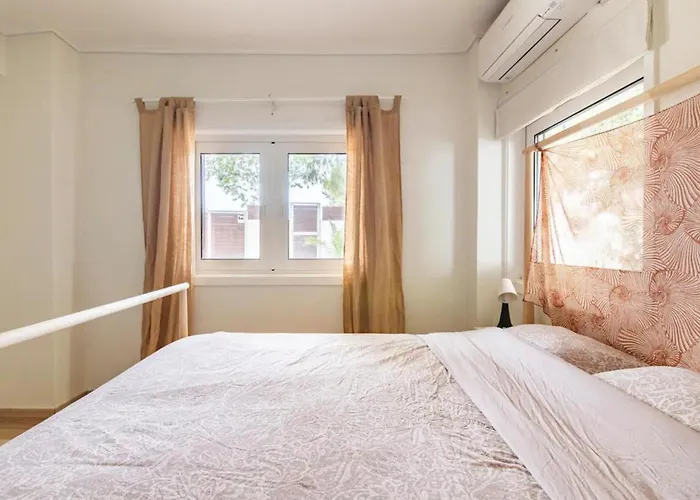 Rafia Loft - Heated Pool & Billiard I * Loutráki