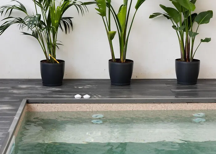 Rafia Loft - Heated Pool & Billiard I Prázdninový dům Loutráki