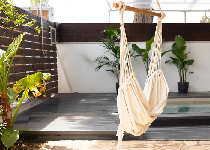 Rafia Loft - Heated Pool & Billiard I *